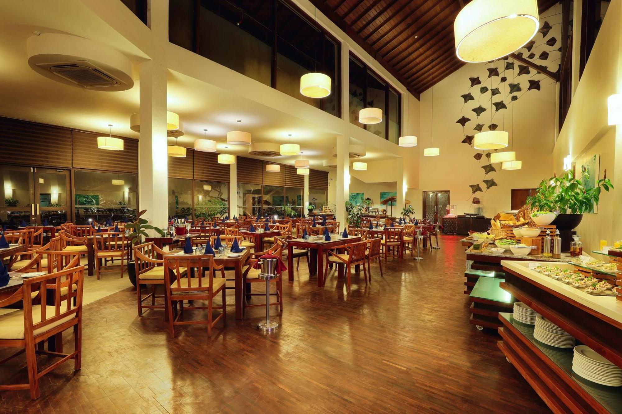 The Calm Resort & Spa Passikudah Exterior foto