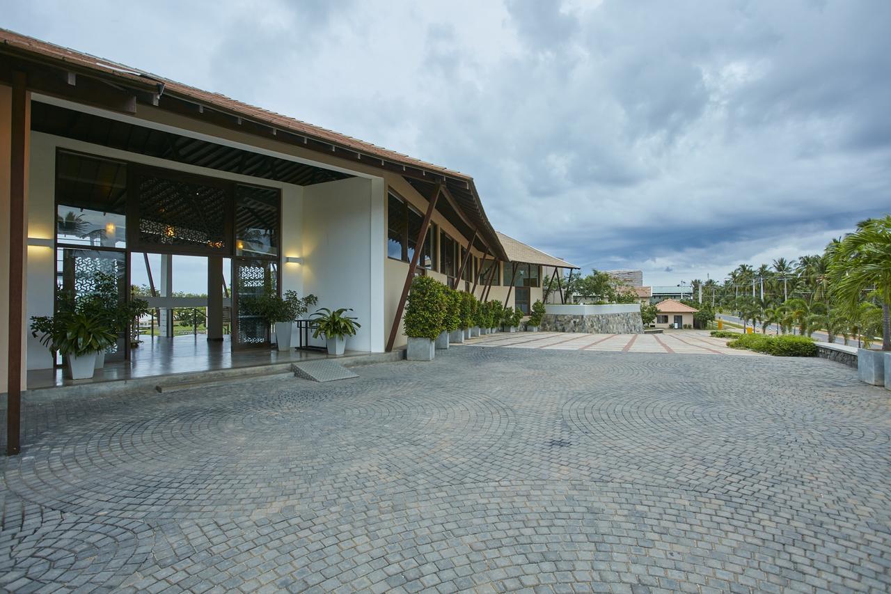 The Calm Resort & Spa Passikudah Exterior foto