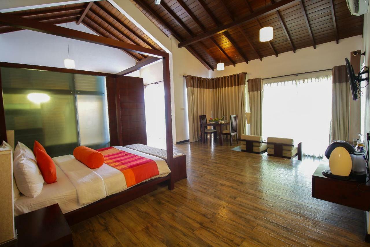 The Calm Resort & Spa Passikudah Exterior foto