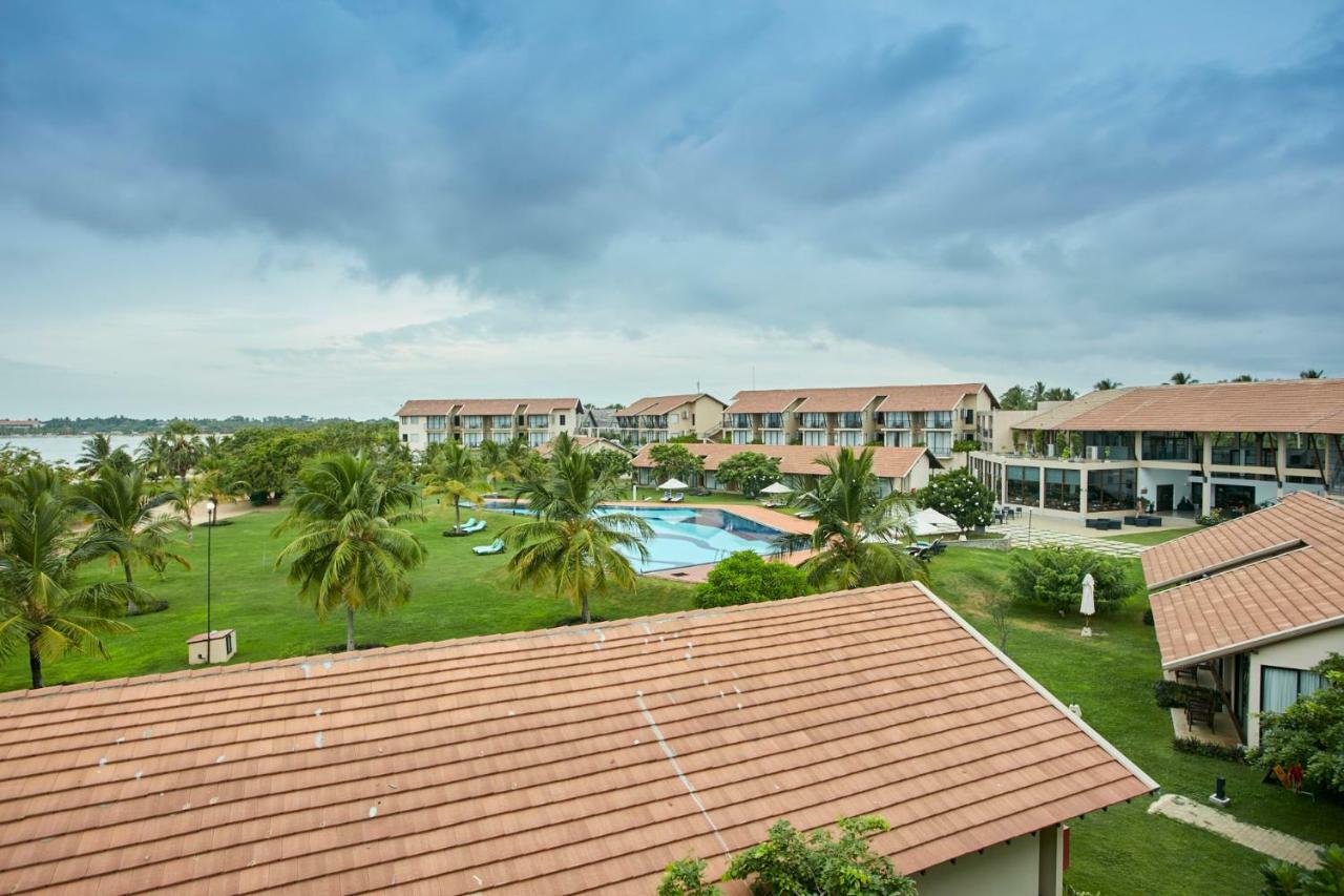 The Calm Resort & Spa Passikudah Exterior foto